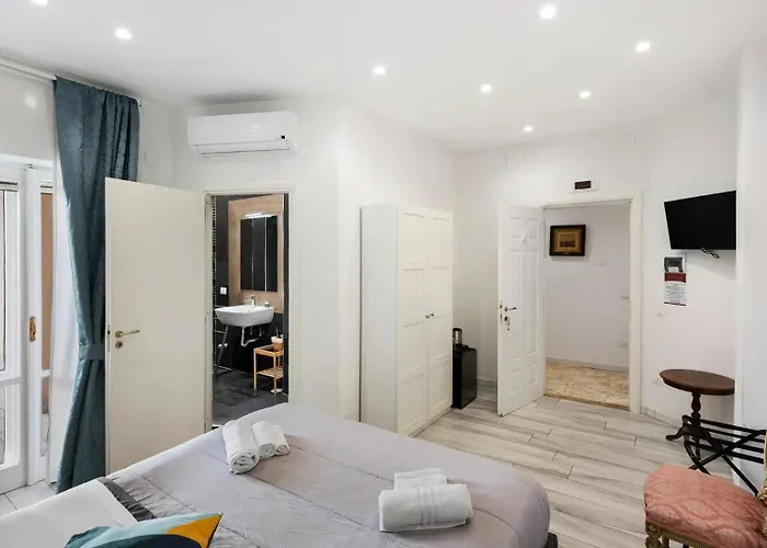 Guest house La Terrazza Su Naples