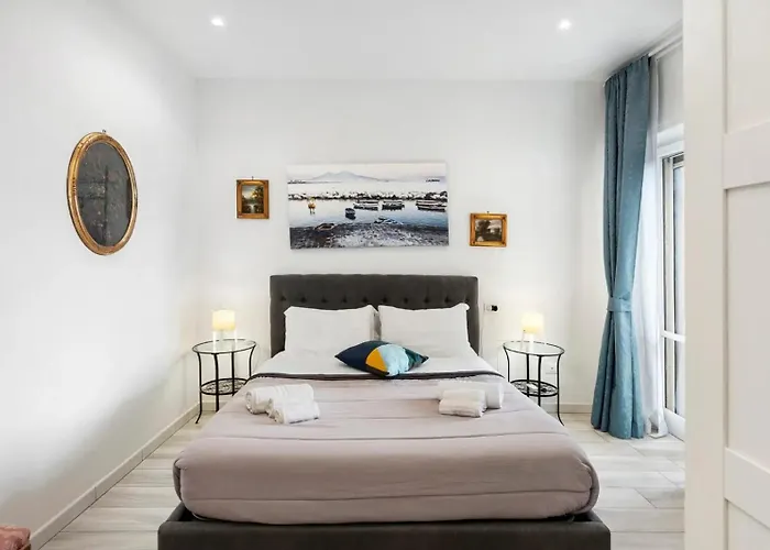 Guest house La Terrazza Su Naples